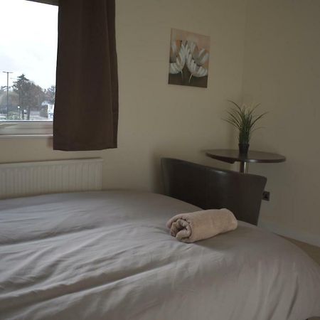 Home And A Stay Бристол Екстериор снимка